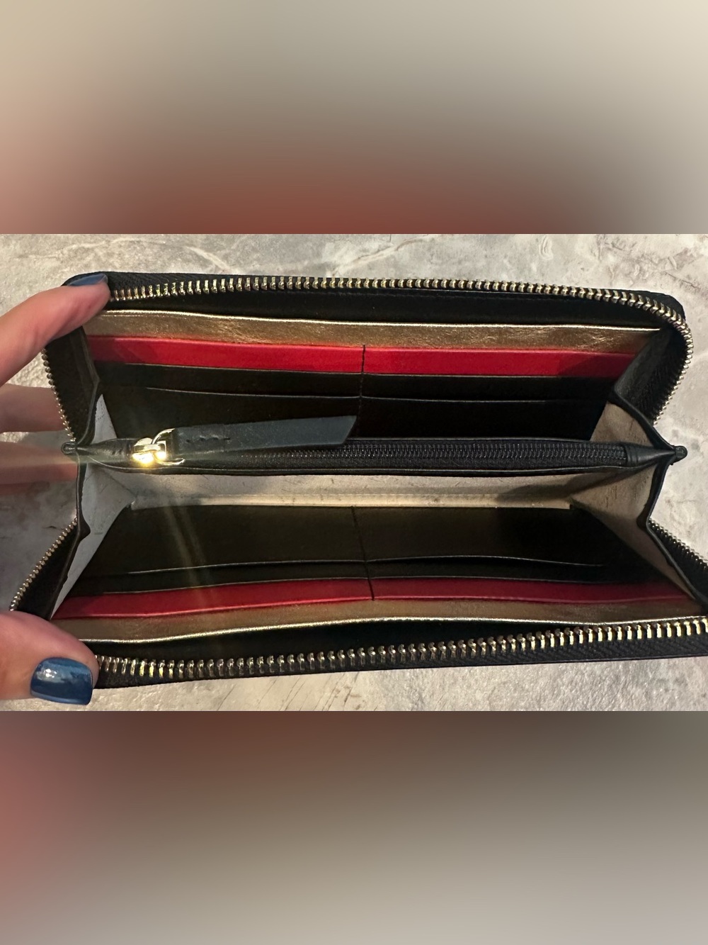 RADLEY LONDON Black Wallet with Festive Scottie and Red Accents - Picture 3 of 3